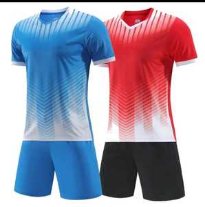 Uniforme de fútbol retro de alta calidad con logotipo y color personalizado, camisetas de fútbol impresión digital de secado rápido para adultos - Product Image 4