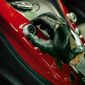 Offre Spéciale personnalisé doigt complet en cuir véritable gants de sport de course gants de conduite d'hiver à bas quantité minimale de commande prix raisonnable - Product Image 4