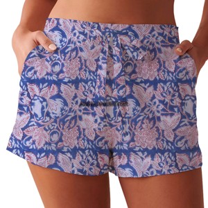Shorts de sport pour femmes surdimensionnés personnalisés, vente chaude, vêtements pour femmes, logo personnalisé, shorts pour femmes imprimés en bloc - Product Image 2