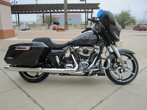 Nouvelle moto de tourisme Harley-Davidson Street Glide 2026 - Product Image 2