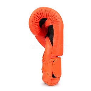 Gants de boxe confortables de conception sur mesure en gros à bas prix Gants de boxe respirants légers - Product Image 4