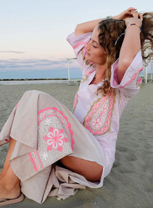 Diseñador de moda al por mayor colección de verano para mujer bordado hecho a mano hasta el tobillo con abertura lateral Vestido de playa - Product Image 5