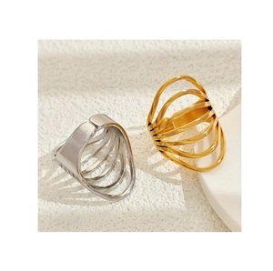 Classic <b>metal</b> napkin <b>rings</b> <b>for</b> timeless table decor suitable <b>for</b> dinners banquets celebrations and luxury homes - Product Image 4