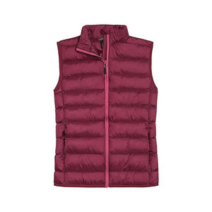 Gilet matelassé d'hiver décontracté en toile respirante pour homme, sans manches, à capuche, zippé, coupe courte, anti-plis, multi-usages, vente en gros - Product Image 4