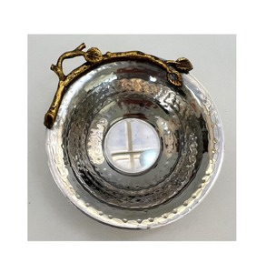 Bol de service en argent de haute qualité avec des accents de feuilles Vaisselle élégante pour les dîners à la maison, les fêtes et l'accueil des invités en provenance d'Inde - Product Image 4