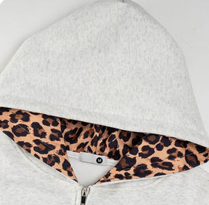 ผู้ผลิตเสื้อฮู้ดดี้ผู้ชายแบบซิป สไตล์บ็อกซี่ ฟิต ทรงใหญ่ ลายเสือดาว/เสือชีตาห์  แบบมีรอยขาด  ไม่มีภาษีในสหรัฐอเมริกา - Product Image 4