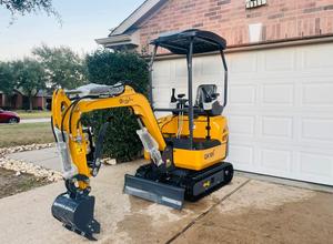 ENVÍO GRATUITO, Miniexcavadora de Orugas CFG QK18R de 2 Toneladas, Nueva, con Certificación EPA y CE, Motor Diésel de 13.5 hp, ROPS Abierto, Pulgar Hidráulico - Product Image 6