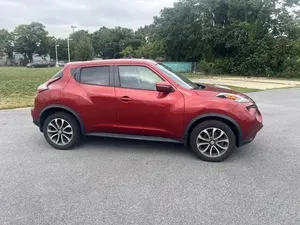 2017 Nissan Juke SV - Product Image 3