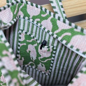 Bolsa de Mano de Algodón Acolchada con Estampado de Bloques Verdes, Hecha a Mano, Estilo Bohemio Vintage, con Cierre de Cremallera para Mujer, para Verano, Invierno y Primavera - Product Image 4