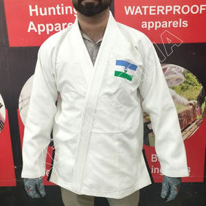 Uniforme de Judo Gi de Color blanco de nuevo diseño de última moda para uso unisex disponible en diferentes tamaños y colores - Product Image 2