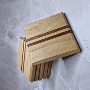 ชุดจานรองแก้วไม้ชีชัมแบบเรียบง่าย 6 ชิ้น พร้อมที่วาง สำหรับการรับประทานอาหารแบบอินเดียแท้ๆ จานรองแก้วไม้วอลนัท - Product Image 2