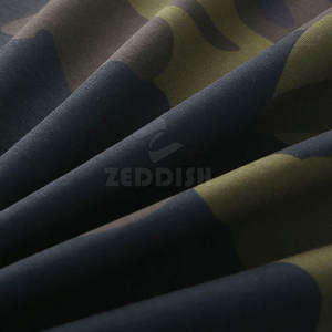 Sweat-shirt décontracté grande taille pour hommes avec motif uni unique Impression numérique du logo personnalisé Vente de matériel d'hiver en coton et polyester - Product Image 5