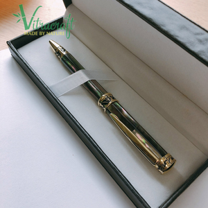 Vietnamita hecho a mano, 100% Bolígrafo Premium de alta calidad, pluma de firma de clase alta, hecha de carcasa negra natural de perla madre Vietnamita hecho a mano - Product Image 2