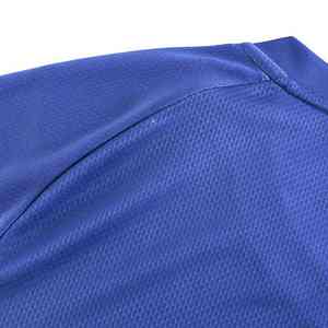 Camiseta de fútbol de alta calidad hecha en fábrica, uniforme de camiseta de fútbol, Impresión de transferencia de calor personalizada, logotipo de nombre de equipo, Fútbol 100% - Product Image 2