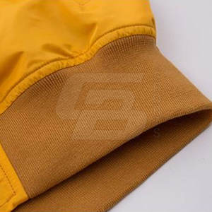 Blouson d'aviateur en satin de soie de haute qualité pour hommes, couleur personnalisée avec logo, offre spéciale, veste d'hiver tendance du Pakistan, vente en gros de tissu - Product Image 4