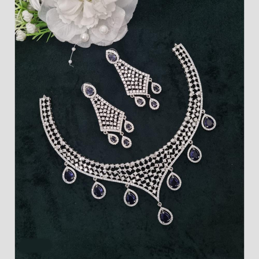 สีม่วงเข้ม