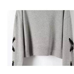 เสื้อสเวตเชิ้ตผู้หญิงสไตล์ลำลอง ผ้าฝ้าย 100% ทรงหลวม ไหล่ตก พร้อมโลโก้แบบกำหนดเองและหลากหลายสไตล์ - Product Image 5