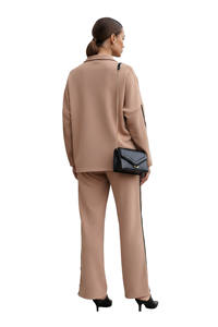 Survêtement pour femmes sur mesure avec logo personnalisé, 2 pièces, tenue de sport, sweat-shirt et jogging - Product Image 6