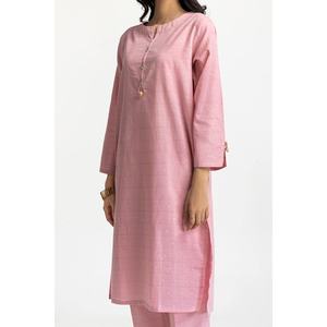 Conjunto Casual de Camisa con Lurex Rosa y Jacquard Adornado y Pantalones Cortos de Mezclilla, Talla XS, Sobre la Rodilla, Manga Tres Cuartos, Conjunto de 2 Piezas - Product Image 1