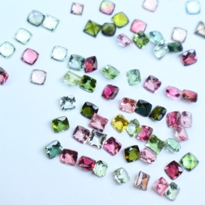 Pulido 6mm Natural Cojín Corte Turmalina Piedra preciosa Multicolor Piedra semipreciosa para la fabricación de joyas - Product Image 3