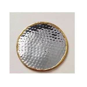 Hermoso posavasos de metal de dos tonos de latón y cobre para habitación de hotel, restaurante, oficina, nueva colección de posavasos hechos en la India - Product Image 1