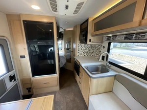 W-i-n-n-e-b-a-g-o F-u-s-e 2-3-A usado del 2017 en venta - Product Image 2