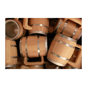 Pot élégant de baril en bois de haute qualité de 700ml pour le stockage élégant de vin - Product Image 1
