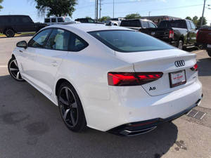 Audi A5 Sportback quattro S line Prem Plus 45 TFSI2 2022 Certificado Limpio - Product Image 2