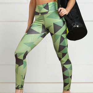 Leggings de yoga pour femmes de haute qualité à faible MOQ, motif uni, séchage rapide, respirants, taille élastique, longueur intégrale, légers, pour le fitness - Product Image 4