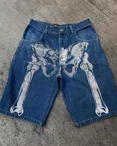 กางเกงขาสั้นผ้ายีนส์วินเทจสำหรับผู้ชายกางเกงรัดรูปยาวถึงเข่าทรงหลวมสีดำแบบปะติด - Product Image 4