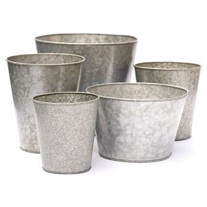 Ensemble artisanal de 3 bacs à fleurs galvanisés décoratifs avec un design élégant pour les accents de jardin - Product Image 3