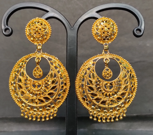 ชุดต่างหู2024พร้อมดีไซน์แบบดั้งเดิมเครื่องประดับต่างหูชุบทอง22CT สำหรับผู้หญิงที่สวมใส่โดยผู้ส่งออก - Product Image 3