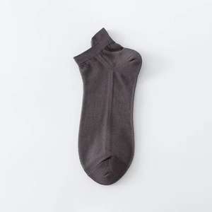 Vente en gros de maille de coton solide et respirant pour hommes, cheville décontractée, évacuation de l'humidité antibactérienne pour un usage quotidien fabriqué à l'usine du Vietnam - Product Image 4