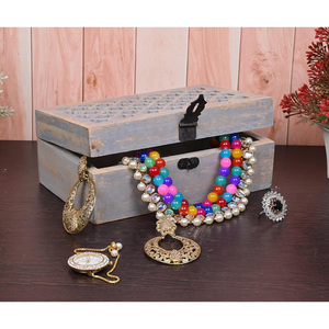 Vente en gros d'usine Boîte de sculpture sur bois de manguier Grande boîte à bijoux en bois avec couvercle à charnière Boîte de conception en treillis pour vendeurs en ligne - Product Image 6