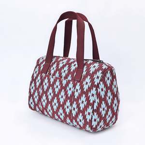 Bolso Bandolera Geométrico Tejido para Mujer GangesGrain en Borgoña y Turquesa, Elegante Accesorio para Falda, 544g, Envío Manual - Product Image 3