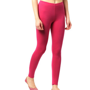 Leggings pour femmes grande taille, design personnalisé, en spandex et polyester, style unique. - Product Image 1