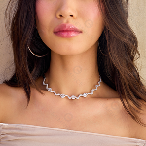 Parures de bijoux Gemnel Emerald Marquise Wave avec des émeraudes et des diamants de forme marquise ondulée, pierres naturelles - Product Image 5