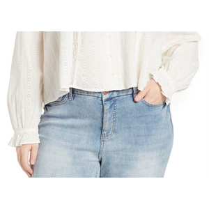 Top in chiffon Treasure & Bond Shiffly con scollo all'americana e occhielli, colore avorio, taglia 3X - Product Image 6