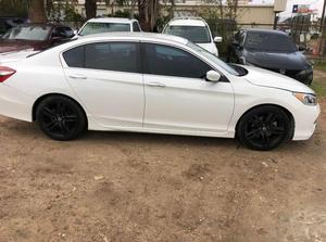 HON DA ACCO RD SPORT SV 2.0L 252HP berline 5 places 4 cylindres essence 10 vitesses transmission automatique AWD 2017 d'occasion - Product Image 5