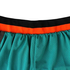 Short de sport en polyester 100% sublimé avec logo personnalisable Oem en gros Short de basket-ball respirant à séchage rapide pour hommes - Product Image 5