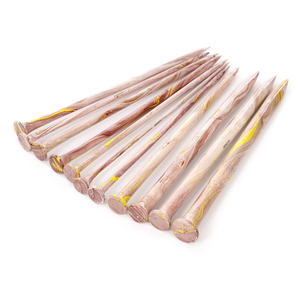 Ensemble de crochets marbrés faits à la main de couleur rouge avec bol en fil et aiguilles à tricoter pour tricoter et crocheter - Product Image 3