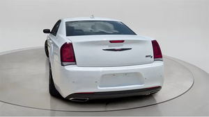 2023 ไครสเลอร์ 300S ขับเคลื่อนล้อหลัง สภาพดี ใช้งานน้อย - Product Image 5