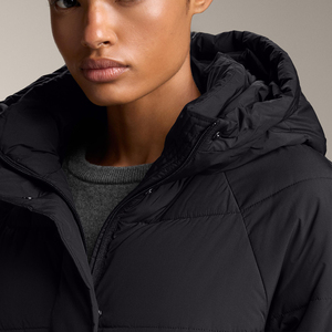 Chaqueta Acolchada Negra para Mujer, Parka Aislante de Invierno, con Capucha y Cordón Ajustable en la Cintura, Abrigo Cálido Resistente al Agua para Exteriores - Product Image 4