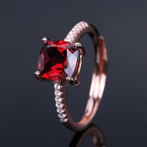 Anillo de Compromiso de Plata de Ley 925 Hecho a Mano con Granate, Piedra de Nacimiento de Enero, Joyería Fina, Anillo de Promesa, Alianza de Boda - Product Image 1