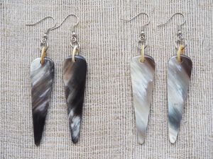 แว่นตาธรรมชาติควายธรรมชาติโบราณต่างหูเขาควายสำหรับเครื่องประดับขายดีต่างหูรูปเขาสัตว์ดีไซน์ทันสมัยสำหรับผู้หญิง - Product Image 5