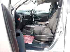 SUV Usado BARATO 2023-2025, Tracción en las Cuatro Ruedas, Asientos de Cuero, Volante a la Izquierda, Diésel 4.1-6L, Interior Oscuro, Techo Panorámico, Automático, Cámara Trasera 360° - Product Image 2