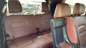 2018 To-yo-ta Land C-ruiser - Product Image 4