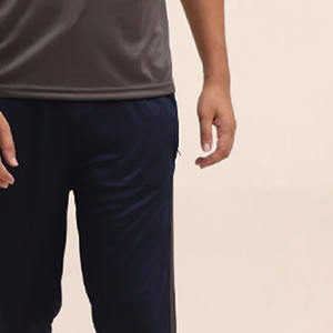 Nueva llegada chándal de hombre con logotipo personalizado último estilo material duradero para uso en invierno al aire libre transpirable y cómodo - Product Image 6