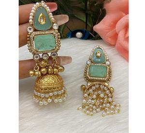 Pendientes Largos Elegantes de Alta Calidad Chapados en Oro con Aspecto Tradicional para Bodas y Festivales, Colecciones para Mujeres y Niñas - Product Image 2
