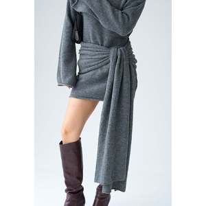 ชุดถักแอนทราไซต์พร้อมผ้าคลุมไหล่ - Product Image 5